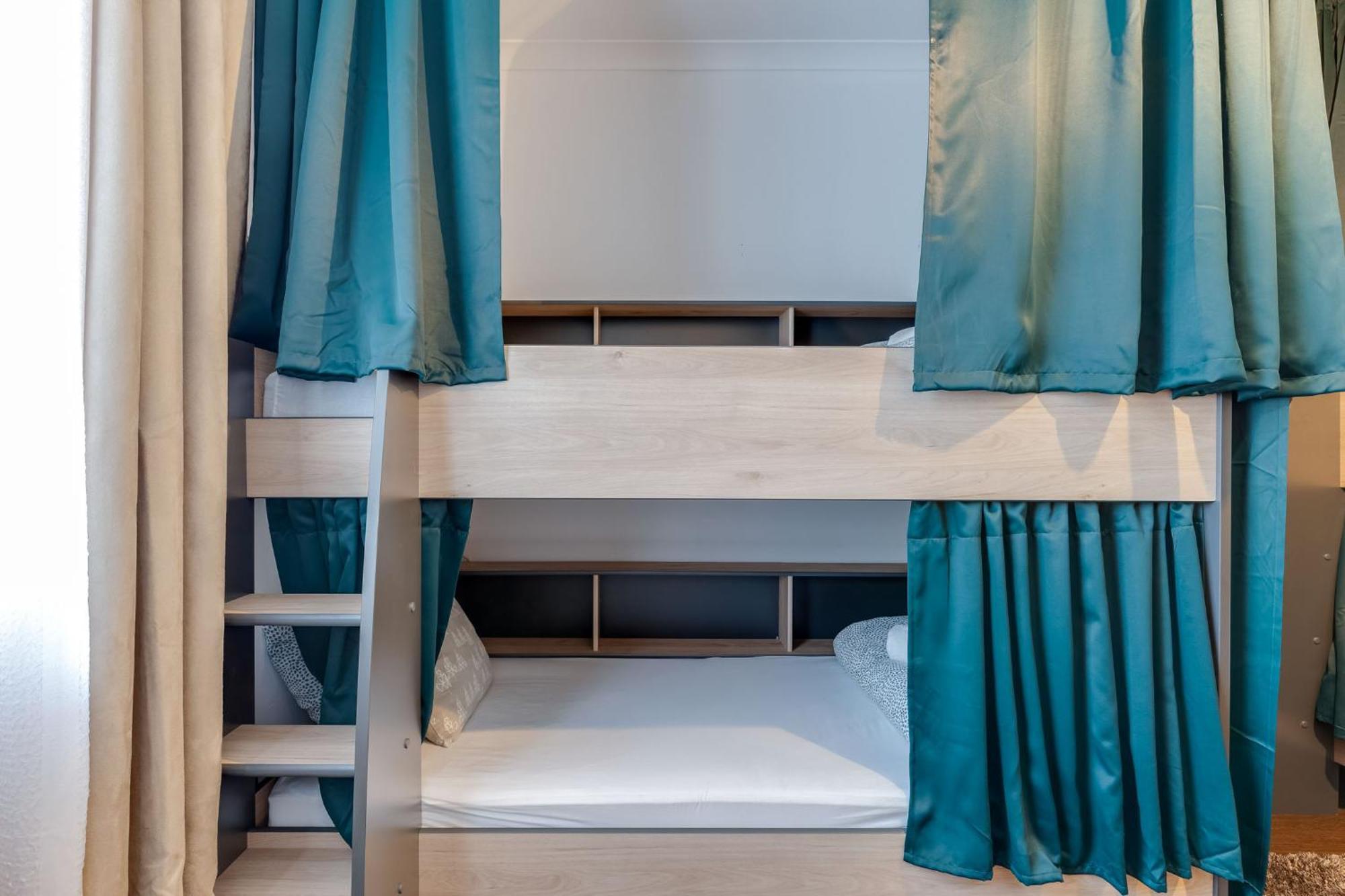 Cozy Nest Hostel Porto Eksteriør billede