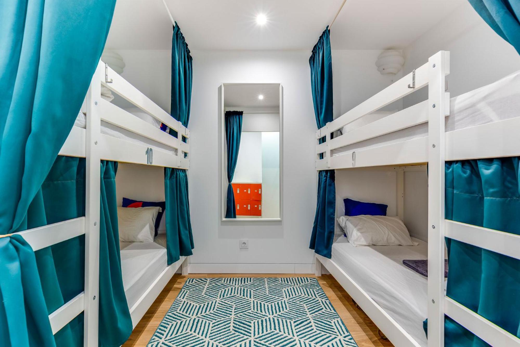 Cozy Nest Hostel Porto Eksteriør billede