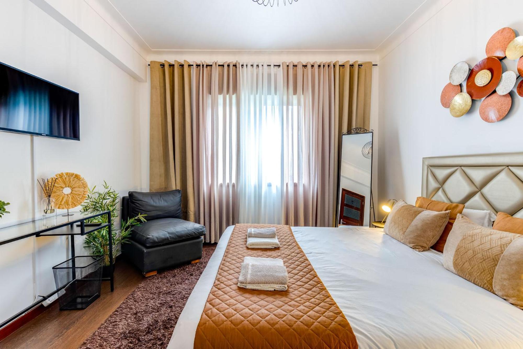 Cozy Nest Hostel Porto Eksteriør billede