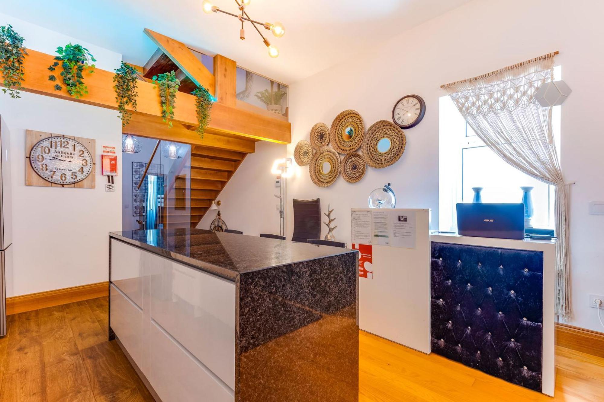 Cozy Nest Hostel Porto Eksteriør billede